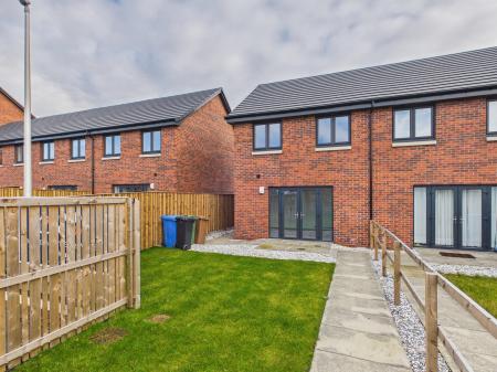 3 bedroom End of terrace house to let in Stonebyres Road, Broxburn, West Lothian, EH52