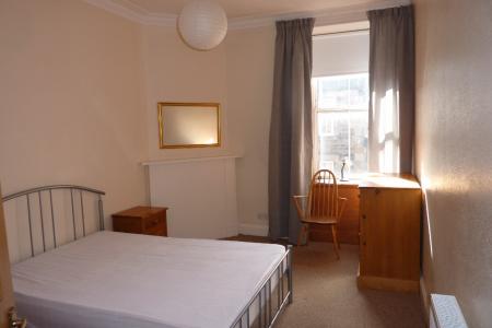 2 bedroom Flat to let in Gardners Crescent, Fountainbridge, Edinburgh, EH3