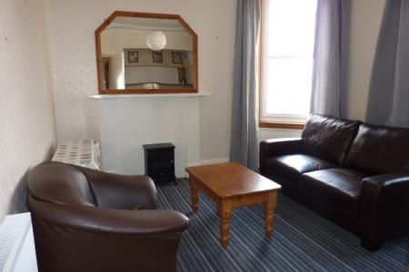 2 bedroom Flat to let in Gardners Crescent, Fountainbridge, Edinburgh, EH3