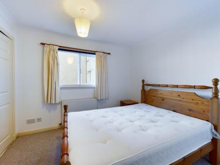 2 bedroom Flat to let in Easter Dalry Drive, Dalry, Edinburgh, EH11