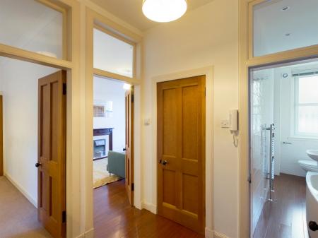 2 bedroom Flat to let in Newhaven Road, Newhaven, Edinburgh, EH6