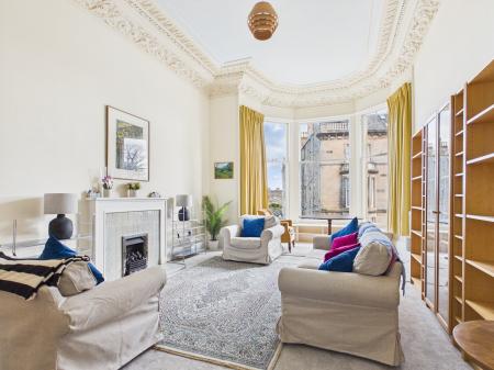 2 bedroom Flat to let in Belgrave Place, West End, Edinburgh, EH4