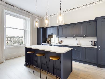 3 bedroom Flat to let in Eglinton Crescent, West End, Edinburgh, EH12