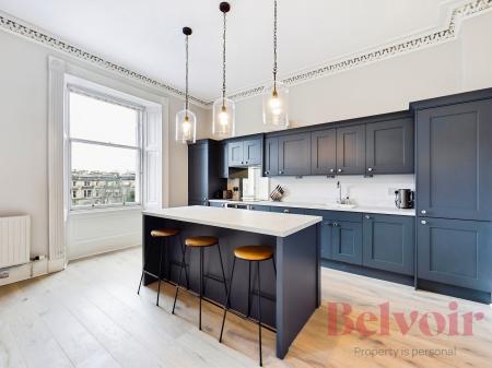 3 bedroom Flat to let in Eglinton Crescent, West End, Edinburgh, EH12