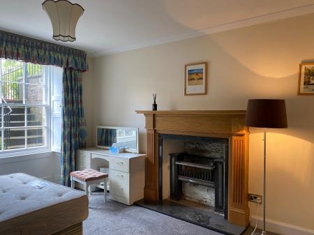 2 bedroom Flat to let in Lynedoch Place, West End, Edinburgh, EH3
