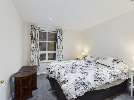 3 bedroom Duplex to let in Blandfield, Broughton, Edinburgh, EH7