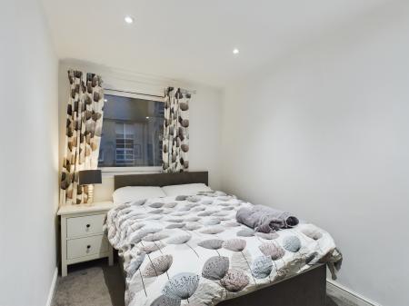 3 bedroom Duplex to let in Blandfield, Broughton, Edinburgh, EH7