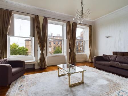 3 bedroom Duplex to let in Lynedoch Place, West End, Edinburgh, EH3