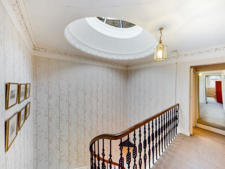 3 bedroom Duplex to let in Lynedoch Place, West End, Edinburgh, EH3