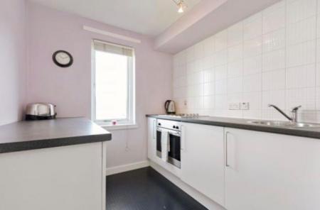 1 bedroom Flat to let in Broughton Road, Broughton, Edinburgh, EH7