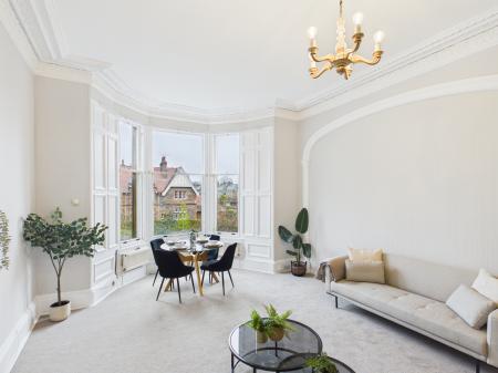 2 bedroom Flat for sale in Murrayfield Avenue, Murrayfield, Edinburgh, EH12