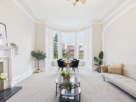 2 bedroom Flat for sale in Murrayfield Avenue, Murrayfield, Edinburgh, EH12