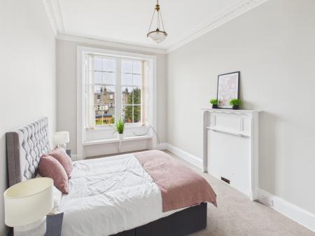 2 bedroom Flat for sale in Murrayfield Avenue, Murrayfield, Edinburgh, EH12