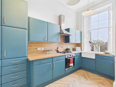 2 bedroom Flat for sale in Murrayfield Avenue, Murrayfield, Edinburgh, EH12