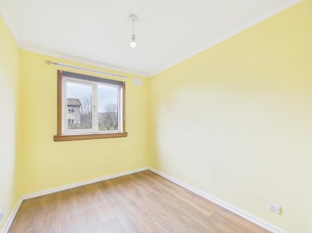 2 bedroom Flat to let in Forrester Park Gardens, Broomhouse, Edinburgh, EH12