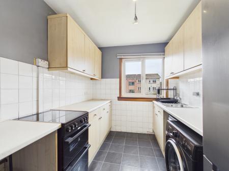 2 bedroom Flat to let in Forrester Park Gardens, Broomhouse, Edinburgh, EH12