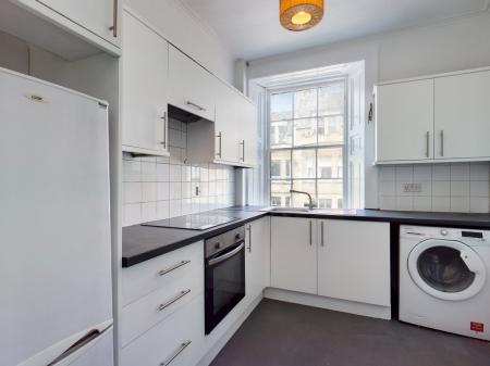 2 bedroom Flat to let in Leven Street, Tollcross, Tollcross, Edinburgh, EH3