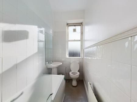 4 bedroom Flat to let in Roseneath Place, Marchmont, Edinburgh, EH9