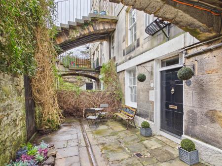 1 bedroom Flat for sale in Scotland Street, New Town, Edinburgh, EH3