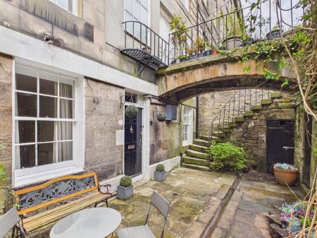 1 bedroom Flat for sale in Scotland Street, New Town, Edinburgh, EH3