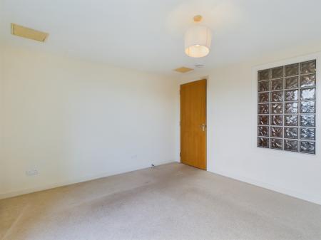 1 bedroom Flat to let in West Granton Road, Granton, Edinburgh, EH5