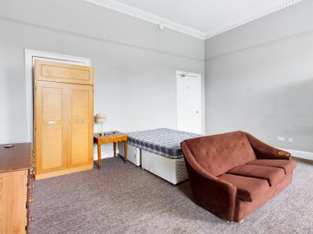 5 bedroom Flat to let in Gayfield Place, New Town, Edinburgh, EH7