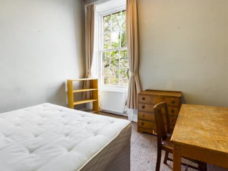 5 bedroom Flat to let in Gayfield Place, New Town, Edinburgh, EH7