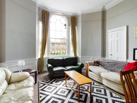 5 bedroom Flat to let in Gayfield Place, New Town, Edinburgh, EH7