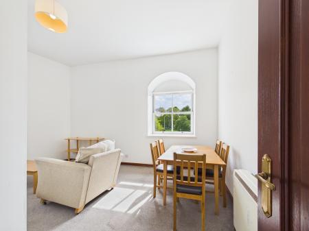 2 bedroom Flat to let in Johns Place, Leith Links, Edinburgh, EH6
