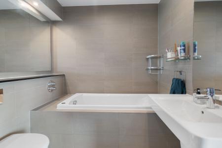 4 bedroom Flat for sale in Western Harbour Way, Newhaven, Edinburgh, EH6