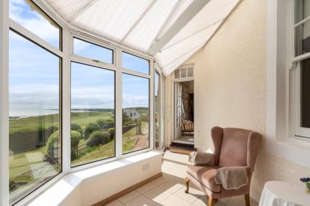 2 bedroom Flat for sale in Flat 2, Manderlea, 35 Links Road, Lundin Links