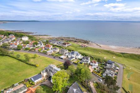 2 bedroom Flat for sale in Flat 2, Manderlea, 35 Links Road, Lundin Links