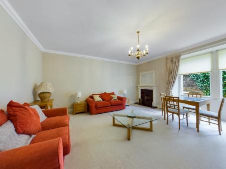 1 bedroom Flat to let in Rothesay Terrace, West End, Edinburgh, EH3