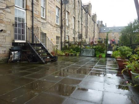2 bedroom Flat to let in St Marys Street, Old Town, Edinburgh, EH1