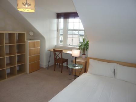 2 bedroom Flat to let in St Marys Street, Old Town, Edinburgh, EH1