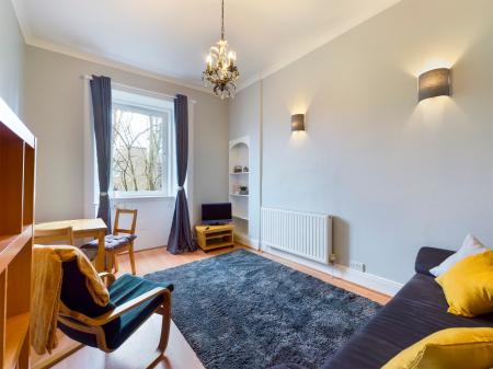 1 bedroom Flat to let in Elgin Terrace, Abbeyhill, Edinburgh, EH7