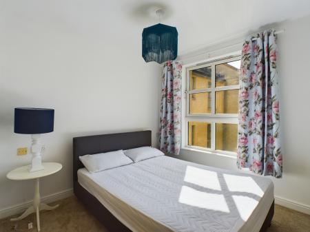 2 bedroom Flat to let in Old Tolbooth Wynd, Old Town, Edinburgh, EH8