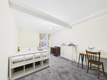 5 bedroom Flat to let in London Street, New Town, Edinburgh, EH3