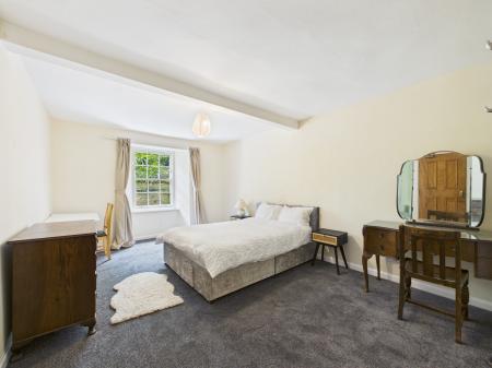 5 bedroom Flat to let in London Street, New Town, Edinburgh, EH3