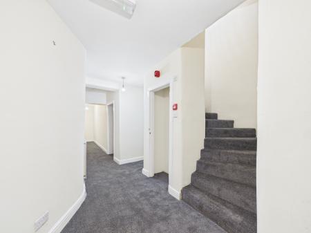 5 bedroom Flat to let in London Street, New Town, Edinburgh, EH3