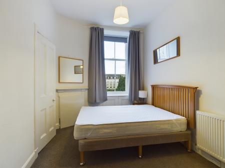 1 bedroom Flat to let in Millar Crescent, Morningside, Edinburgh, EH10