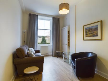 1 bedroom Flat to let in Millar Crescent, Morningside, Edinburgh, EH10