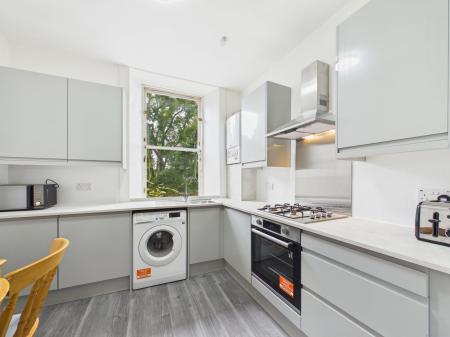 3 bedroom Flat to let in Rankeillor Street, Newington, Edinburgh, EH8