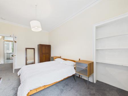 3 bedroom Flat to let in Rankeillor Street, Newington, Edinburgh, EH8