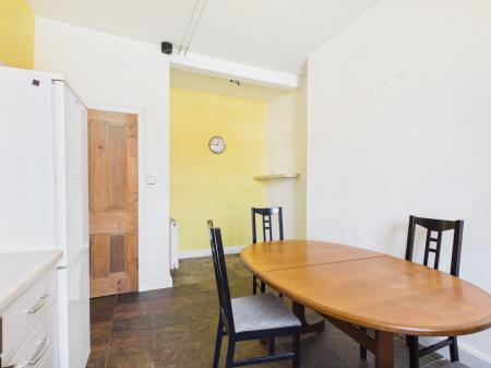 1 bedroom Flat to let in Shandon Place, Edinburgh, EH11