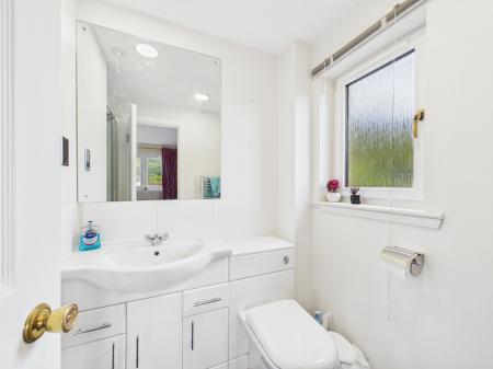 5 bedroom Detached house to let in Auchingane, Fairmilehead, Edinburgh, EH10
