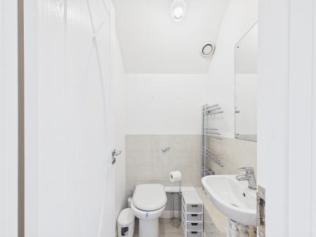 5 bedroom Detached house to let in Auchingane, Fairmilehead, Edinburgh, EH10