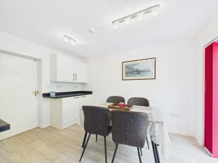 5 bedroom Detached house to let in Auchingane, Fairmilehead, Edinburgh, EH10