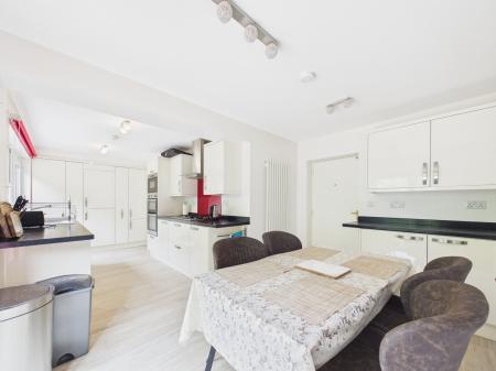 5 bedroom Detached house to let in Auchingane, Fairmilehead, Edinburgh, EH10
