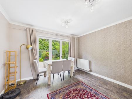 5 bedroom Detached house to let in Auchingane, Fairmilehead, Edinburgh, EH10